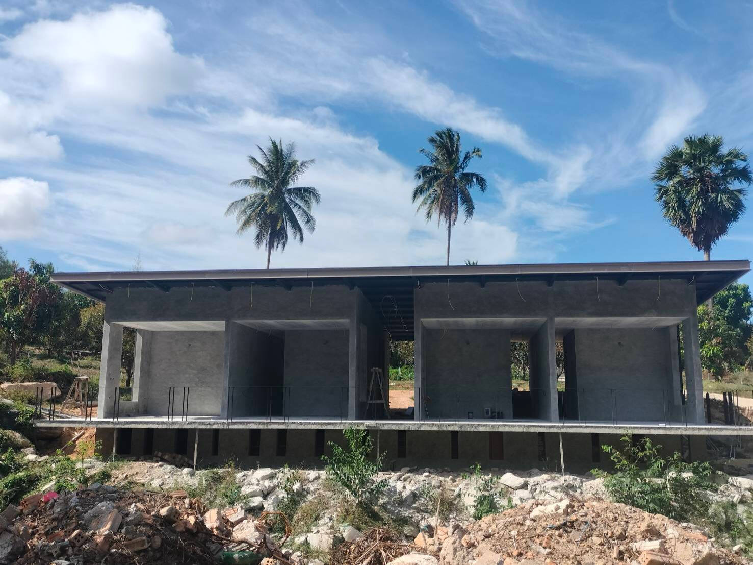 บ้านพักคนงานบนเขา  <br> ซ.น้ำตกเสม็ดชุน  ขนอม