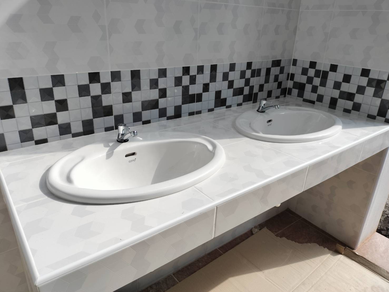 โครงการก่อสร้างห้องน้ำแยกชาย-หญิง ศพด. จงถนอม ม.2 ต.ขนอม